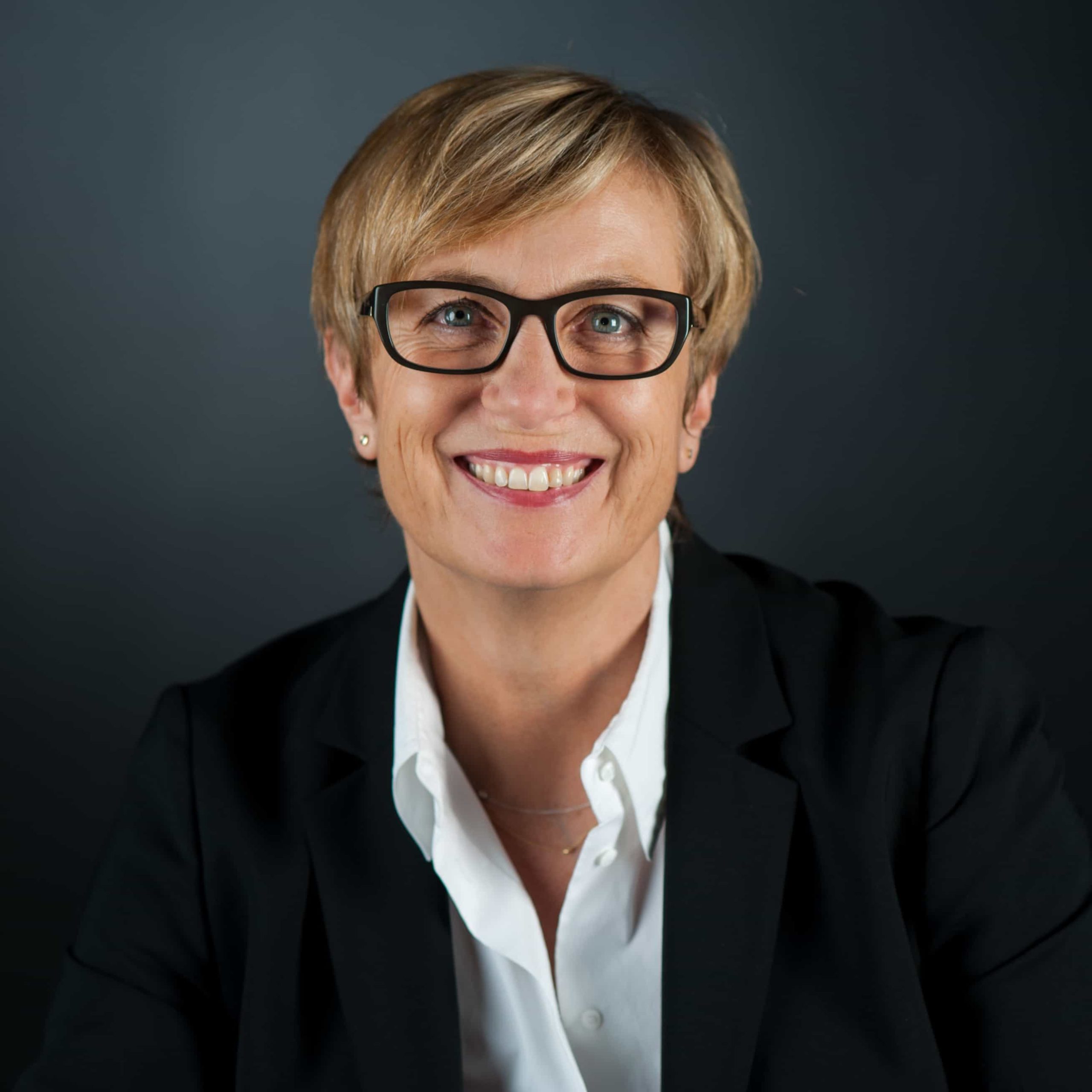 Dr. Karin Kröninger